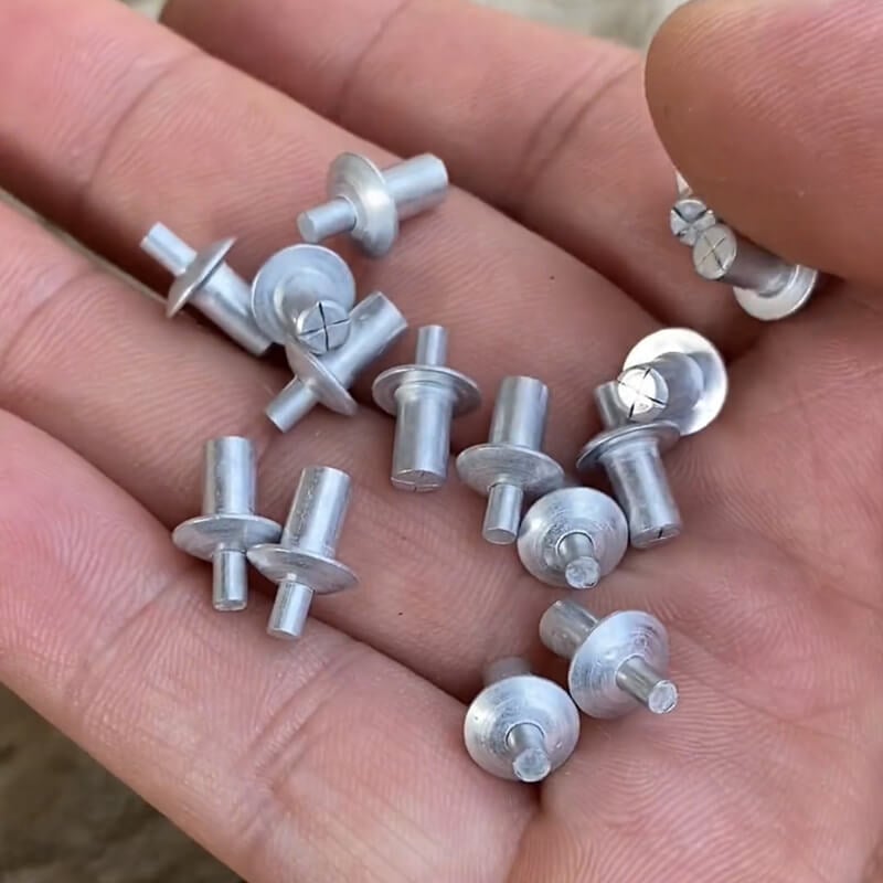 Lenovogo - Drive Rivets (50/100/200 PCS)