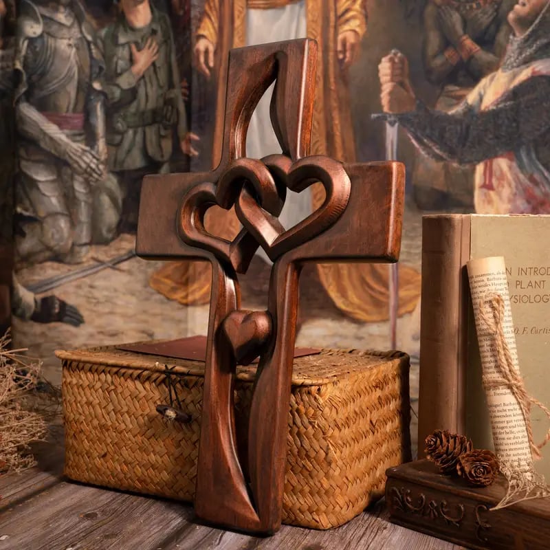 🔥LAST DAY 49% OFF ✝️Intertwined Heart Wooden Cross(6.3*9.8 in)