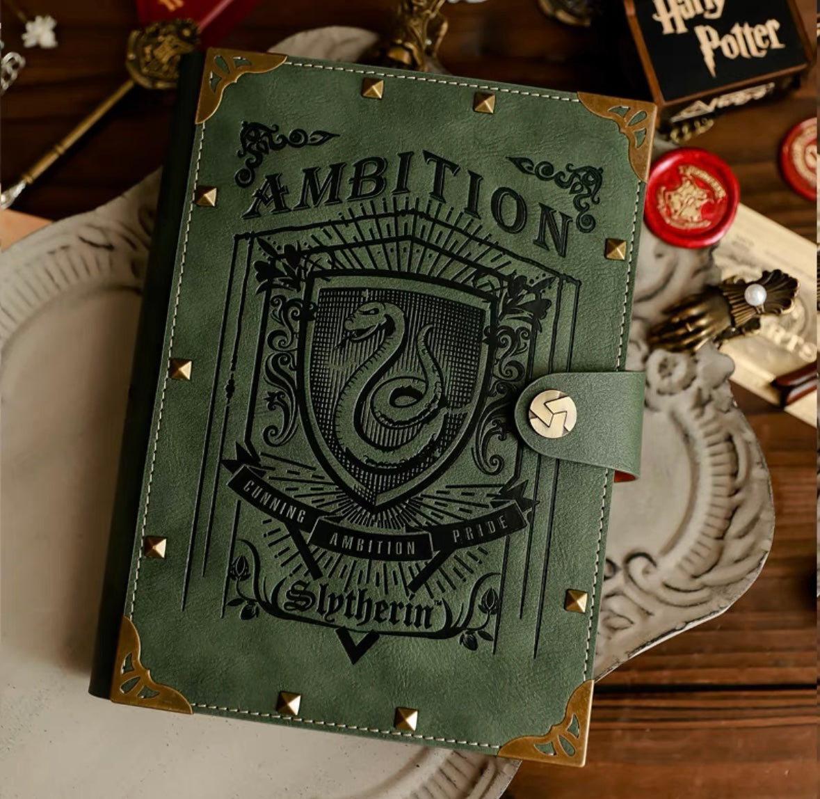 Lenovogo - Hogwarts Handbook Notebook Grimoire