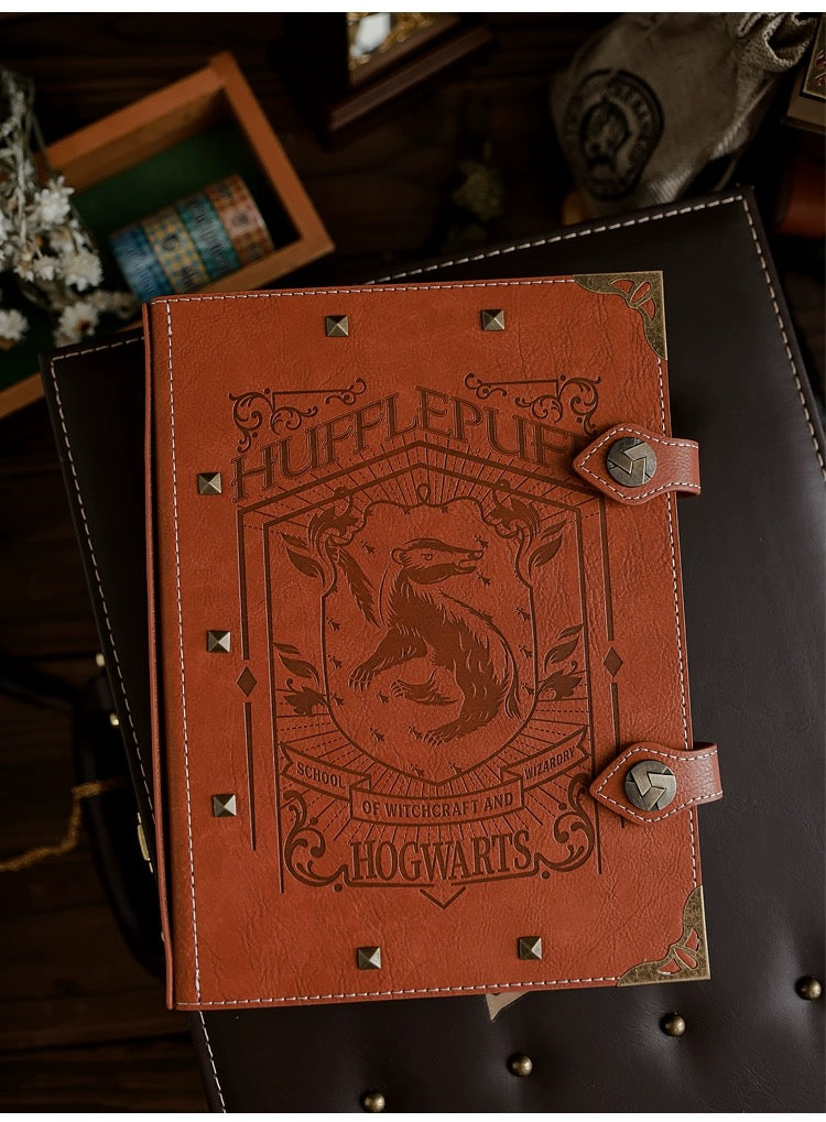 Lenovogo - Hogwarts Handbook Notebook Grimoire